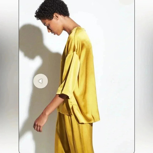 Vince silk pants set size large - Picture 3 of 4